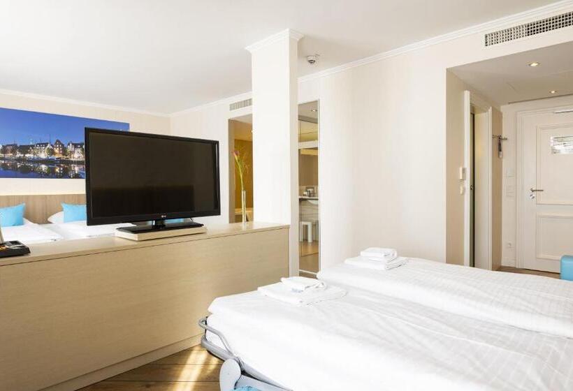 جناح, Vier Jahreszeiten Lubeck