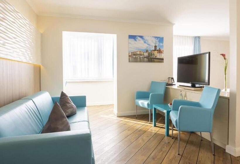 جناح, Vier Jahreszeiten Lubeck