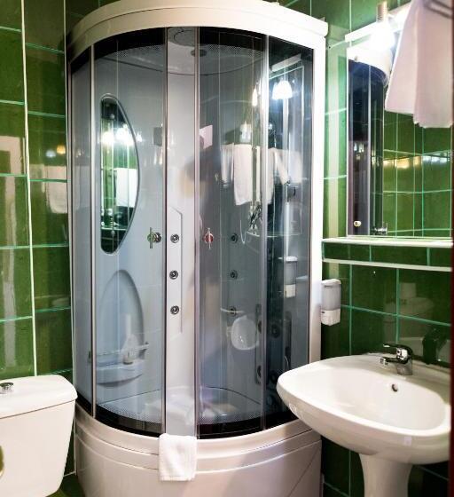 اتاق استاندارد یک نفره, Zamca Suceava