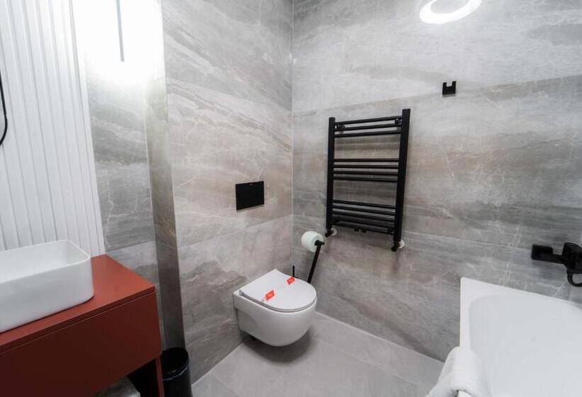 اتاق لوکس, Zamca Suceava