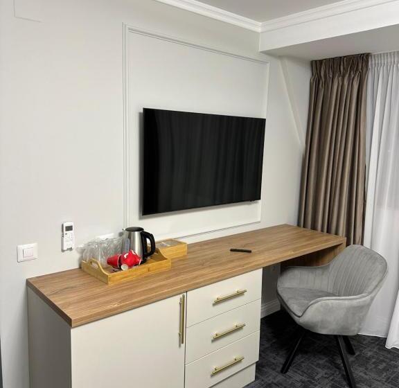 سوییت جونیور لوکس, Zamca Suceava