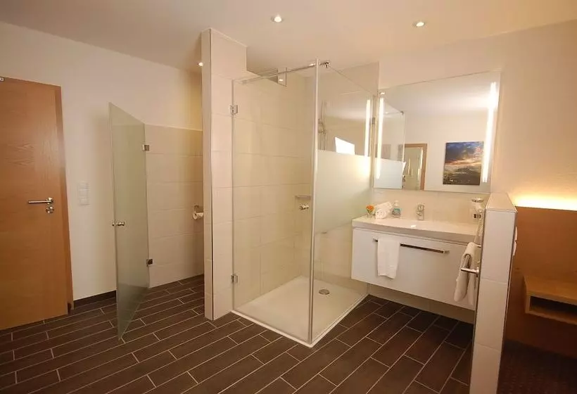 Comfort Yhden Hengen Huone, Landhotel Behre