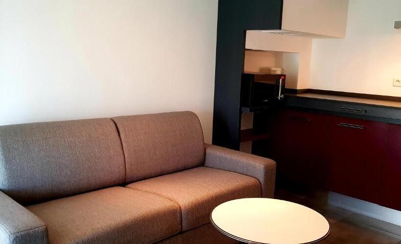 استودیو استاندارد با چشمانداز دریا و بالکن, En Aparté