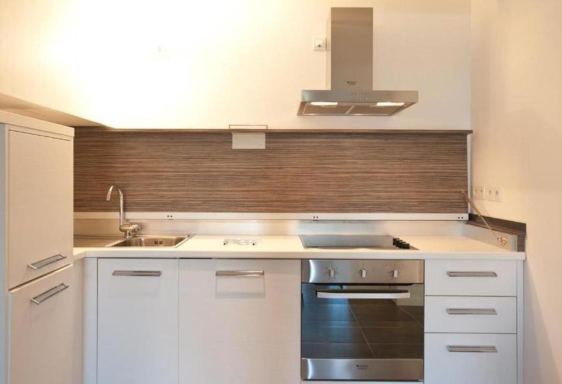 آپارتمان 1 خوابه با بالکن و چشمانداز دریا, En Aparté