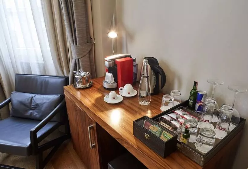 Suite Sea View, Taksim Prelude