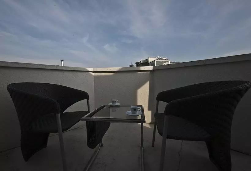Suite Sea View, Taksim Prelude
