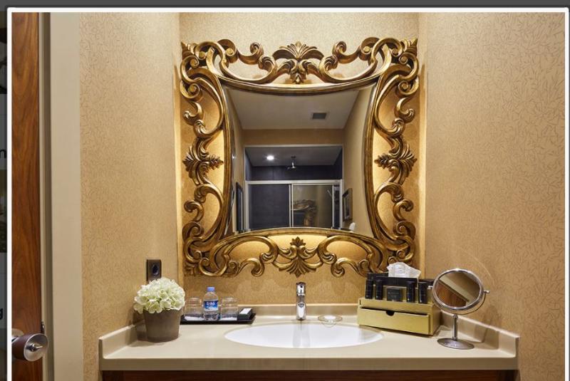 غرفة إقتصادية, Taksim Prelude