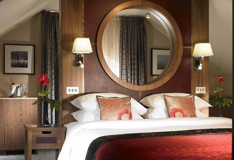 Номер Стандарт, Westport Plaza Hotel, Spa & Leisure