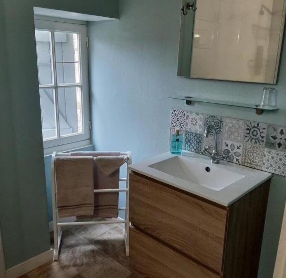 Четырехместный Номер Стандарт, La P Tite Place