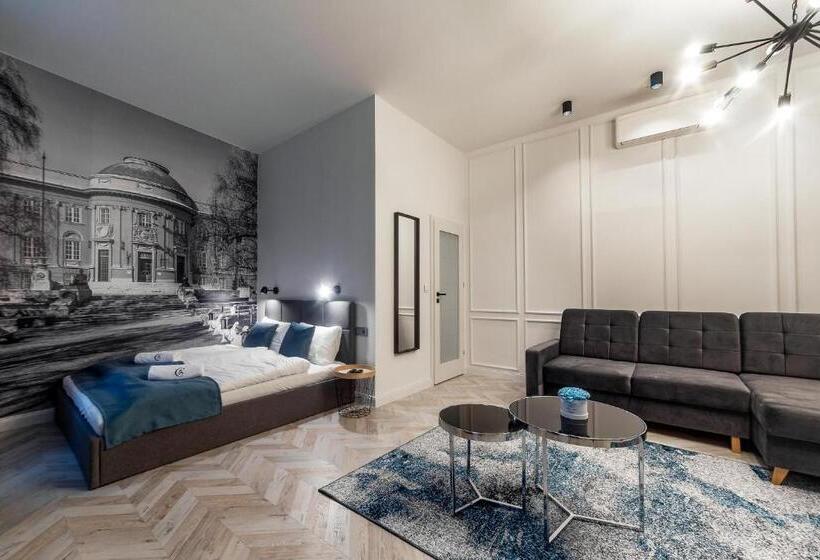 סטודיו סופריור, Catalog Boutique Rooms