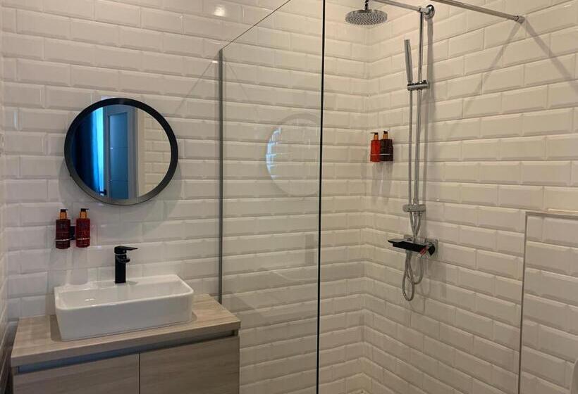 חדר דלוקס, Catalog Boutique Rooms