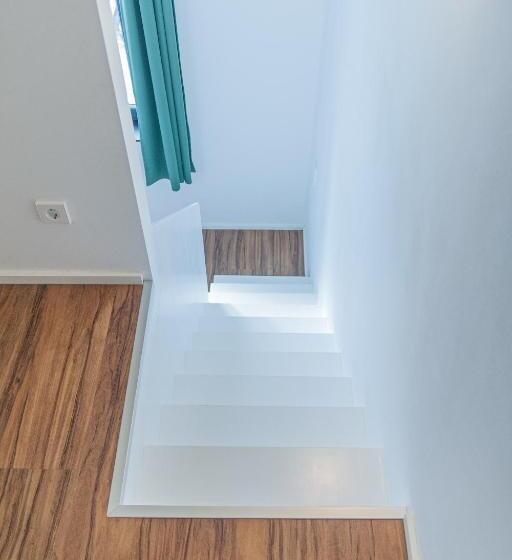 스탠다드 스튜디오, Soulfactory Apartments