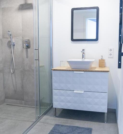 스탠다드 스튜디오, Soulfactory Apartments