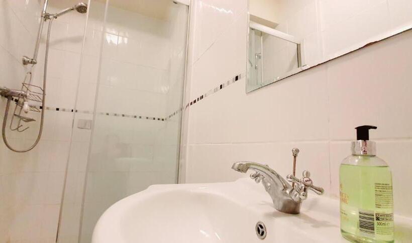 스탠다드 룸, Wheatsheaf Inn