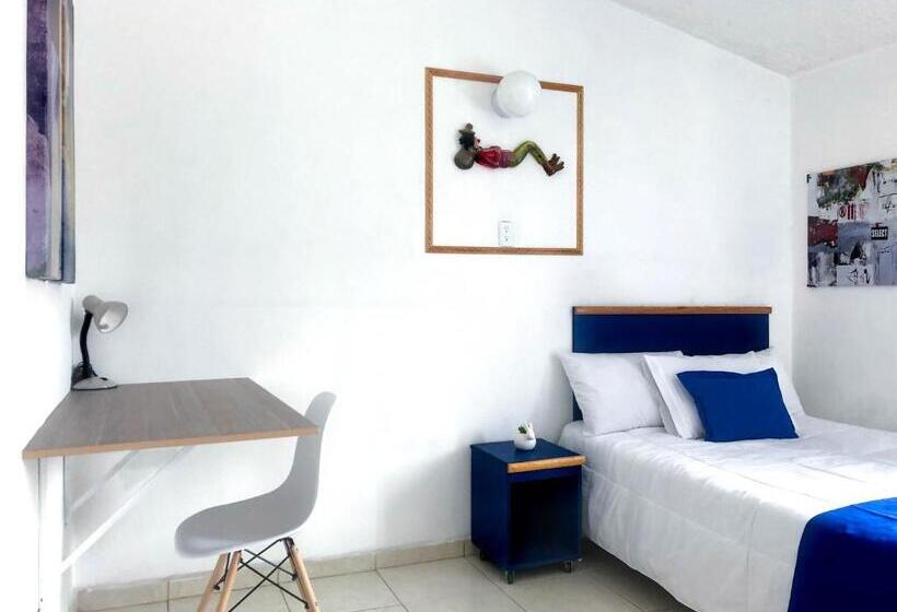 Quarto Estandar, La Casa Del Expositor