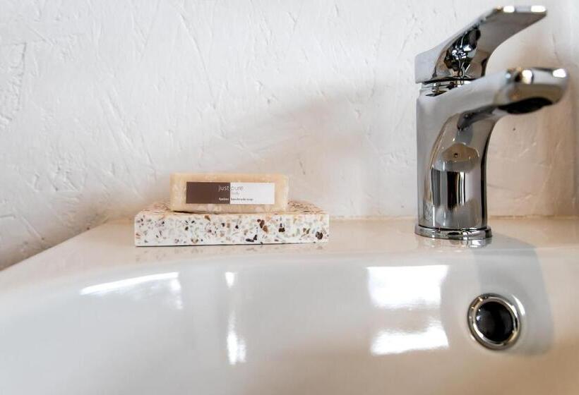 수피리어 방갈로, Hemel N Aarde Stud