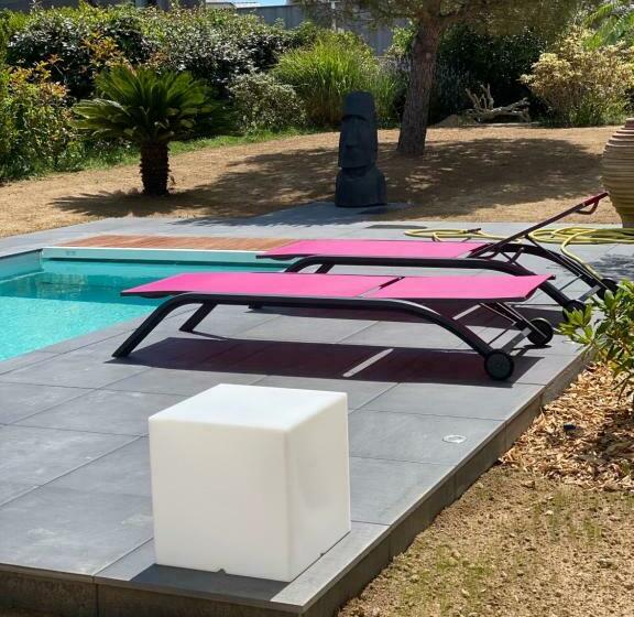 스탠다드 룸 킹사이즈 침대, Les Evens La Baule