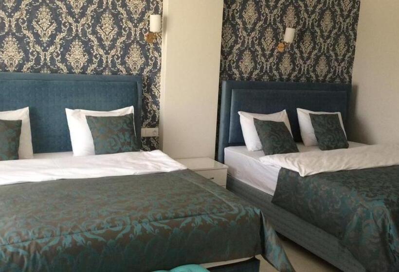 اتاق لوکس, The Cotton House