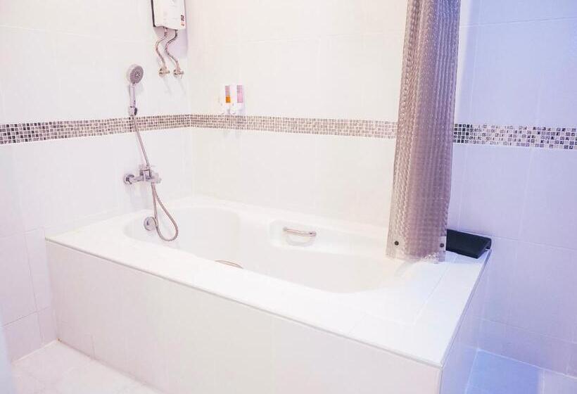 اتاق لوکس با تخت بزرگ, Promporn Boutique