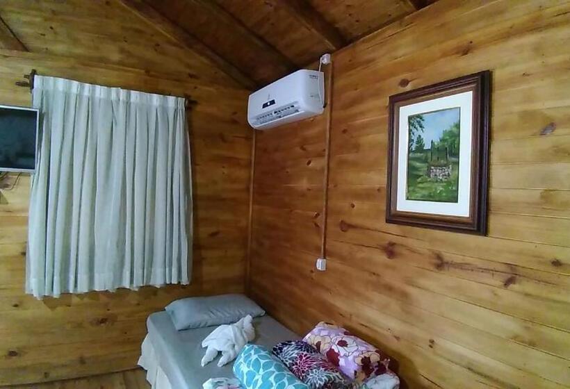 اتاق راحتی سه تخته, Cabanas Fazenda Da Raia