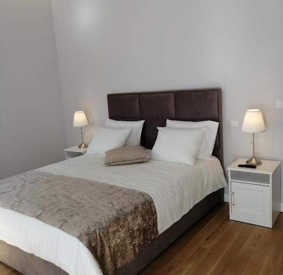 Номер Стандарт, Casa Victória