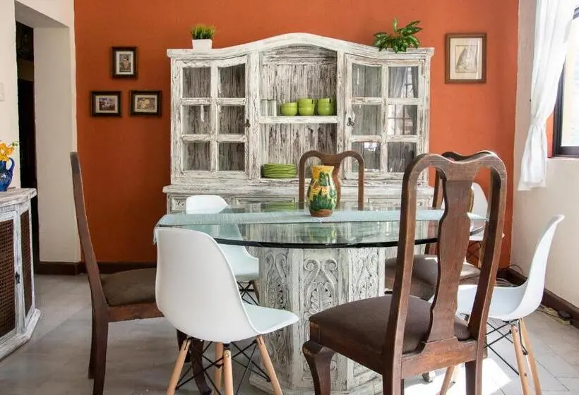 سوییت خانوادگی, Lofts Las Cuatro Puertas