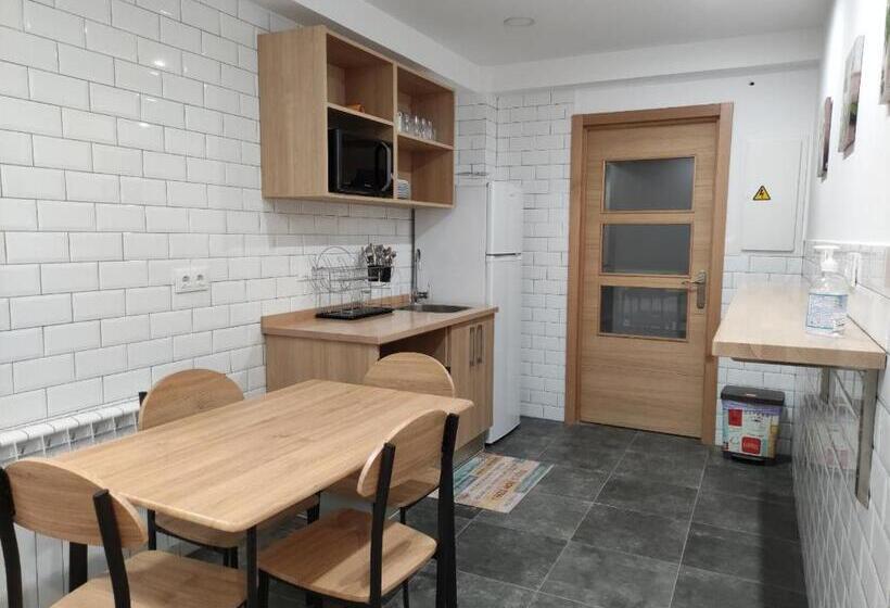 バス共有のスタンダードルーム, Pension Cando