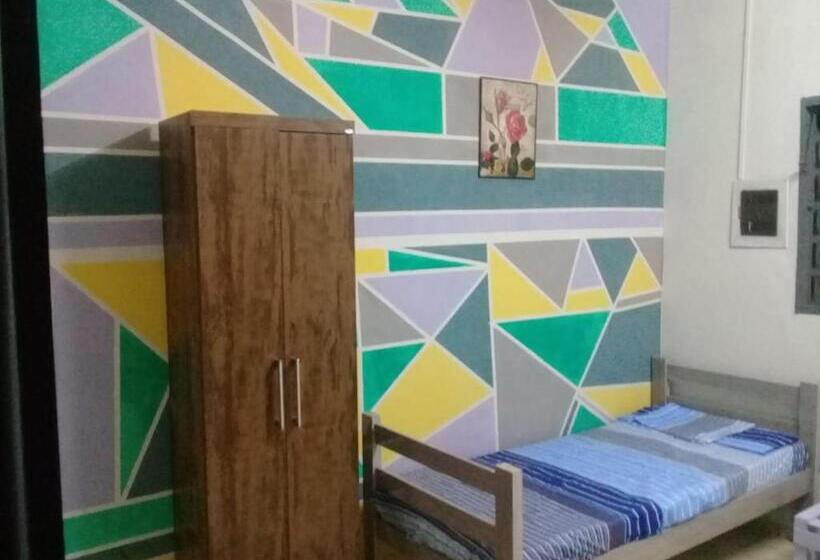 اتاق استاندارد یک تخته با سرویس بهداشتی مشترک, Urban Hostel Centro De Pedro Juan Caballero