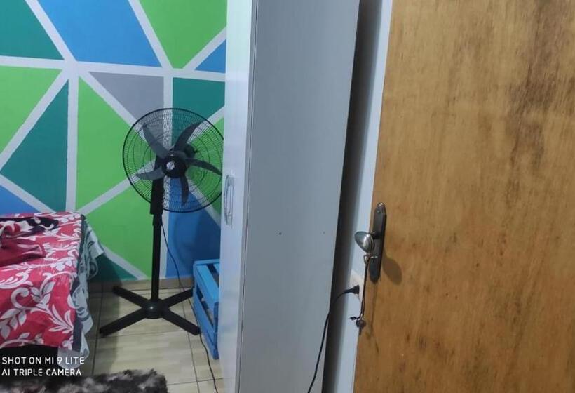 اتاق استاندارد یک تخته با سرویس بهداشتی مشترک, Urban Hostel Centro De Pedro Juan Caballero
