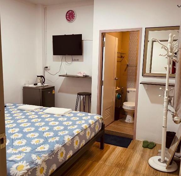 Economy Triple Room, Dragon Xiv