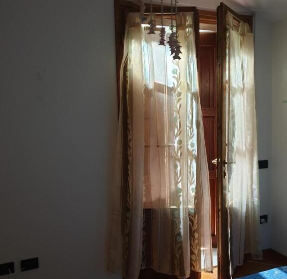 חדר סטנדרט לארבעה, B&b Il Bagarello