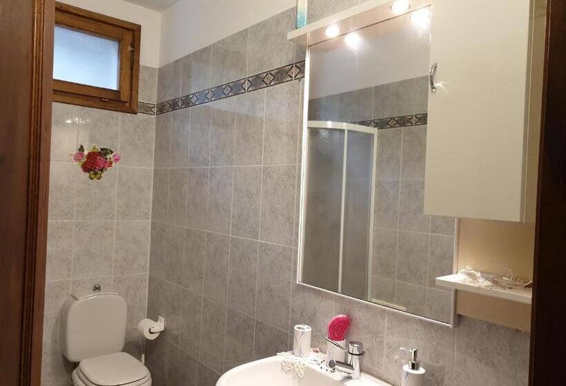 חדר סטנדרט לארבעה, B&b Il Bagarello