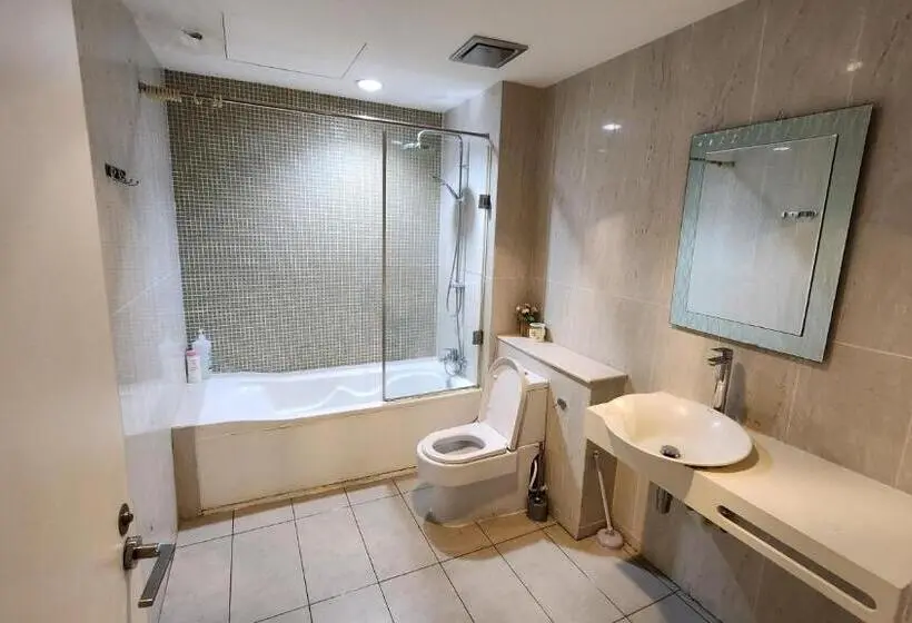 プールの見える１ベッドルームアパートメント, My Misto Homestay, Riverson Soho