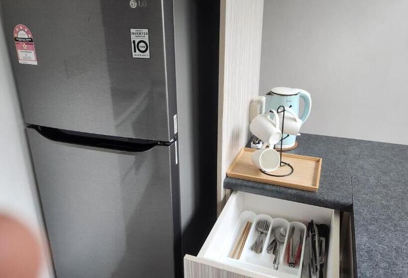 آپارتمان 1 خوابه با چشم‌انداز استخر, My Misto Homestay, Riverson Soho
