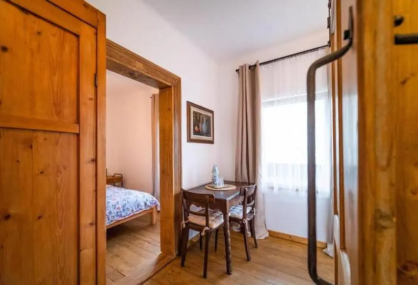 バルコニー付きスタンダードルーム, Villa Theresienhof
