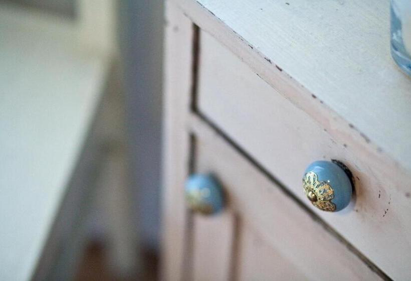 이코노미 룸, Villa Theresienhof