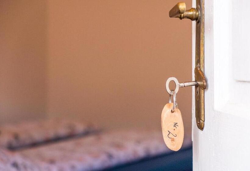 이코노미 룸, Villa Theresienhof