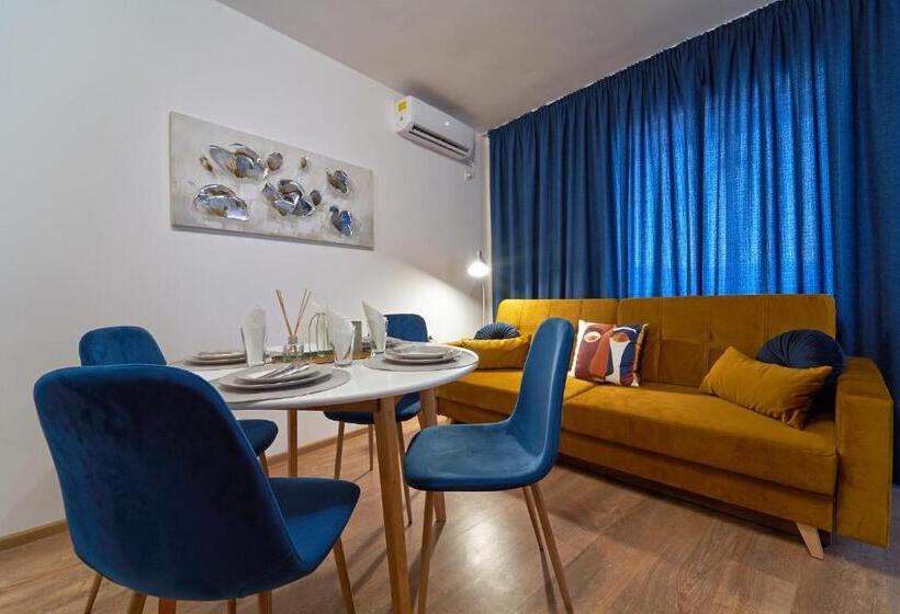 شقة غرفة واحدة مزودة بتراس, Adel Apartments