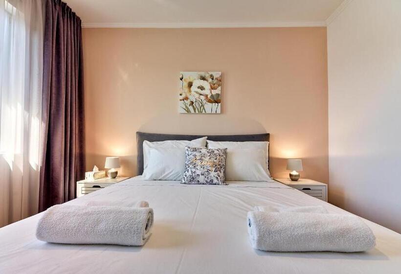 شقة غرفة واحدة, Adel Apartments