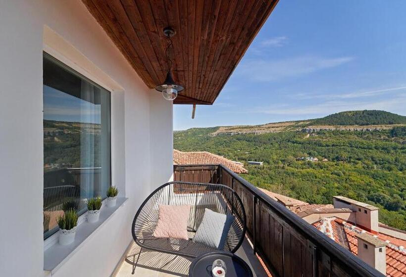 شقة غرفة واحدة مزودة بتراس, Adel Apartments