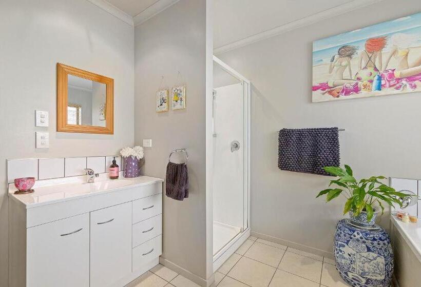 Standard room with outdoor bath, 23onalbert