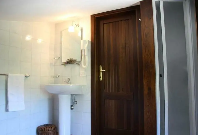 キングサイドベッドのスタンダードワンルーム, Agriturismo San Martino