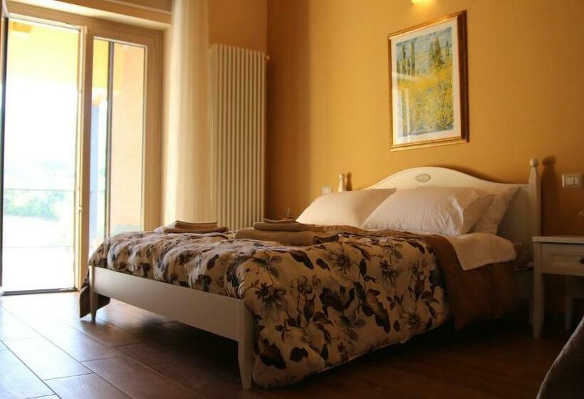 غرفة ديلوكس ثلاثية, Al Ginepro