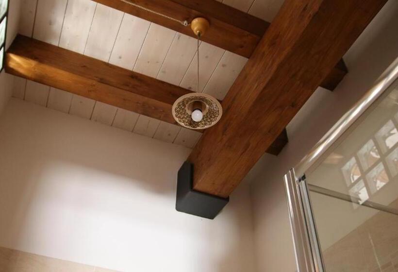 غرفة ديلوكس ثلاثية, Al Ginepro