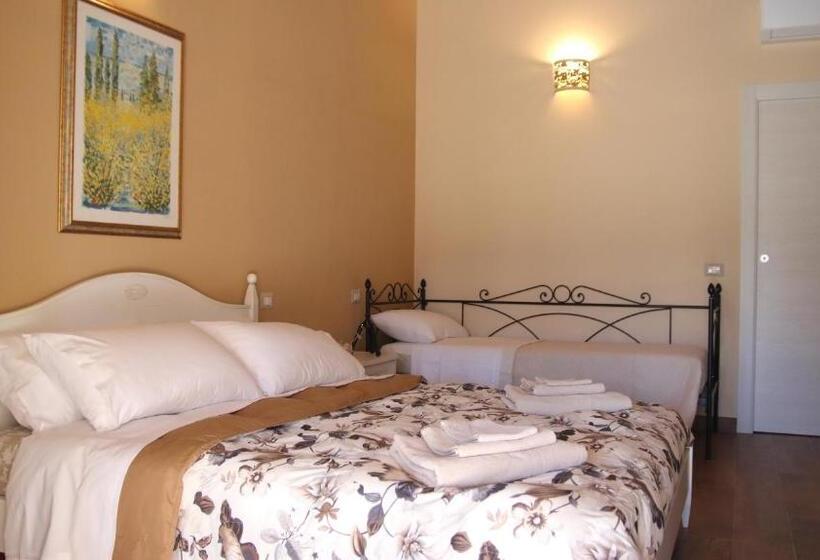 غرفة ديلوكس ثلاثية, Al Ginepro