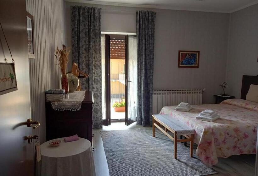 Quarto Estandar com Sacada, I Quattro Grappoli