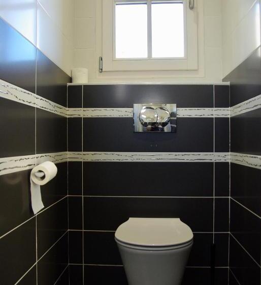 プールビュースタンダードルーム, Uzes Decouvertes