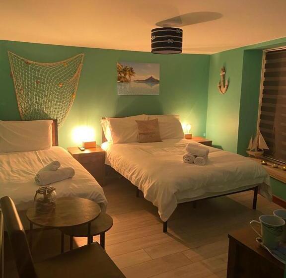 Perhehuone, Island Lodge Since 1835 Barbican, Free Limited Parking, Dogs Friendly , Perfect For Ferry Terminal