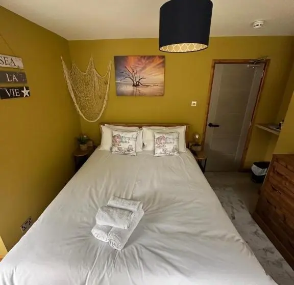 Deluxe-huone, Island Lodge Since 1835 Barbican, Free Limited Parking, Dogs Friendly , Perfect For Ferry Terminal