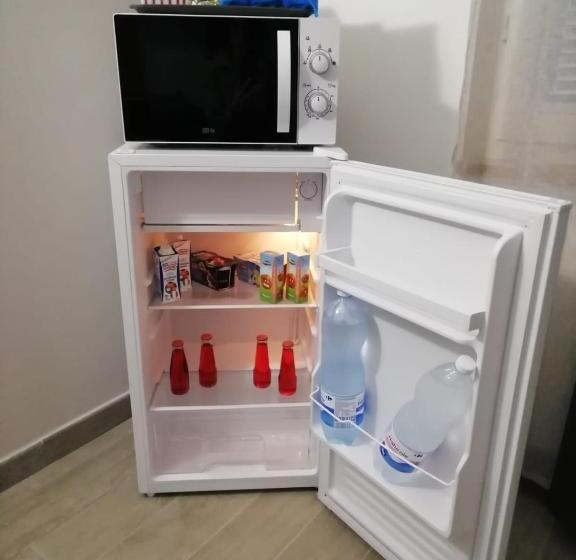 غرفة قياسية فردية حمام مشترك, Marconi 11
